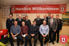 Für 25 und 40 Jahre aktiven Dienst wurden sechs aktive der Haselmühler Wehr ausgezeichnet.
